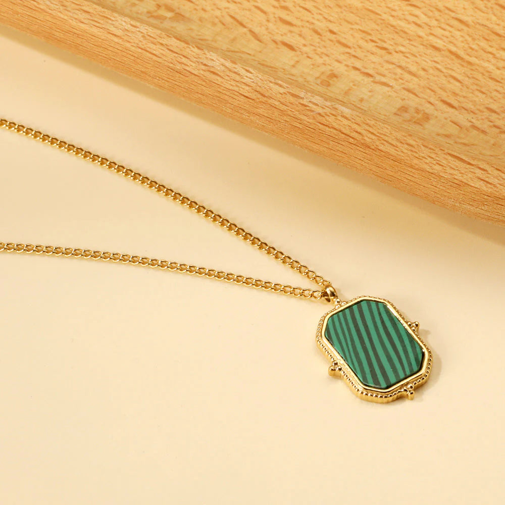 Malachite Royale Gold Pendant Necklace