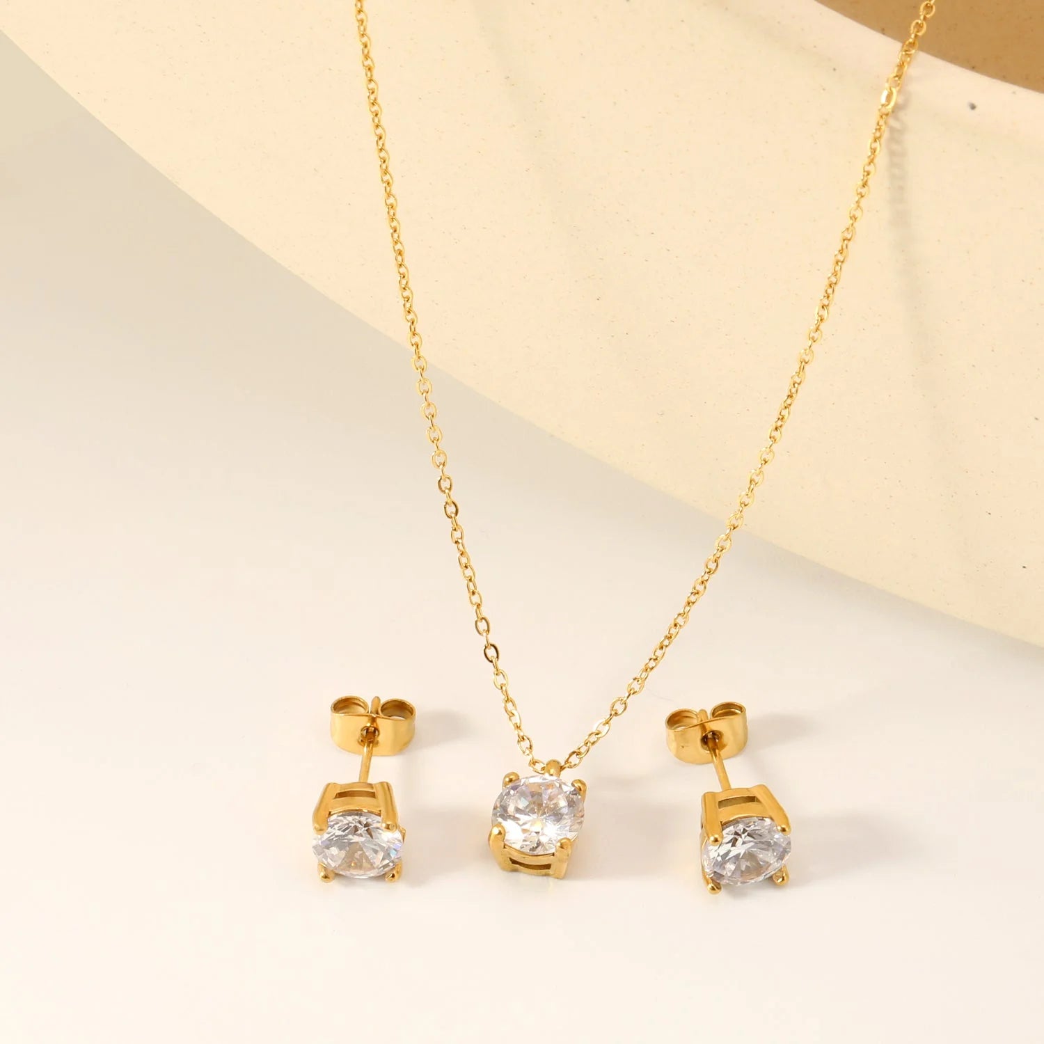 Round Solitaire Crystal Gold Jewellery Set